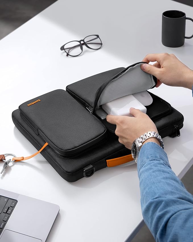 tomtoc 360° Protective Laptop Shoulder Bag - Image 9