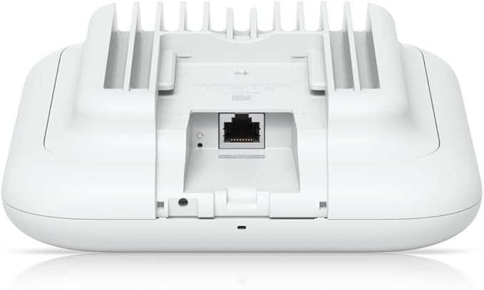U7-Outdoor Dual-Band Weatherproof Wi-Fi 7 AP – US Version | Bundle - Image 4