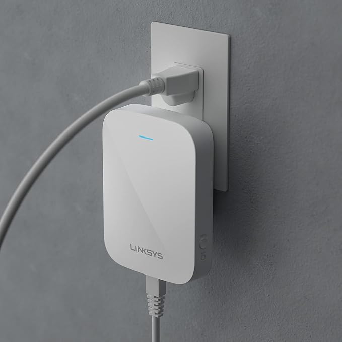 Linksys RE7350 Dual-Band Wi-Fi 6 Wireless Range Extender - Image 4
