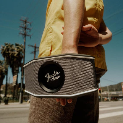 Fender x Teufel ROCKSTER GO 2 Portable Bluetooth Speaker – Powerful Sound - Image 7