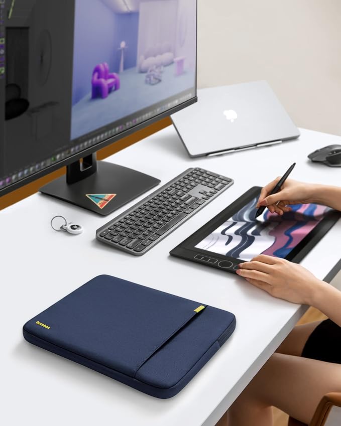 tomtoc 360° Protective Laptop Sleeve - Image 8