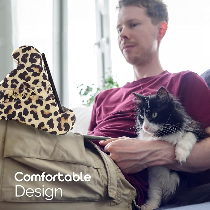 Flippy Tablet Pillow Stand - Image 7